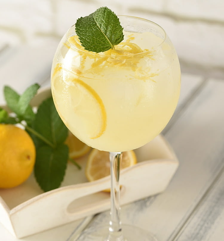limoncello-spritz.jpg