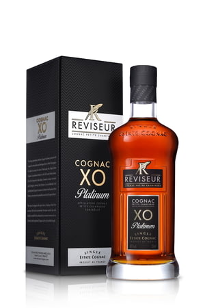 cognac-france-reviseur-xo-platinum.jpg