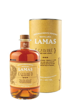 rhum-Lamas-Cabure-bouteille etui.jpg