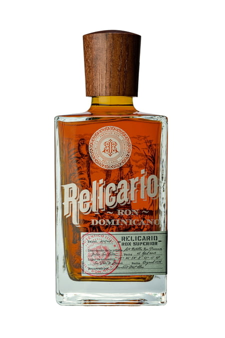 rhum-republique-dominicaine-relicario-superior-bouteille.jpg