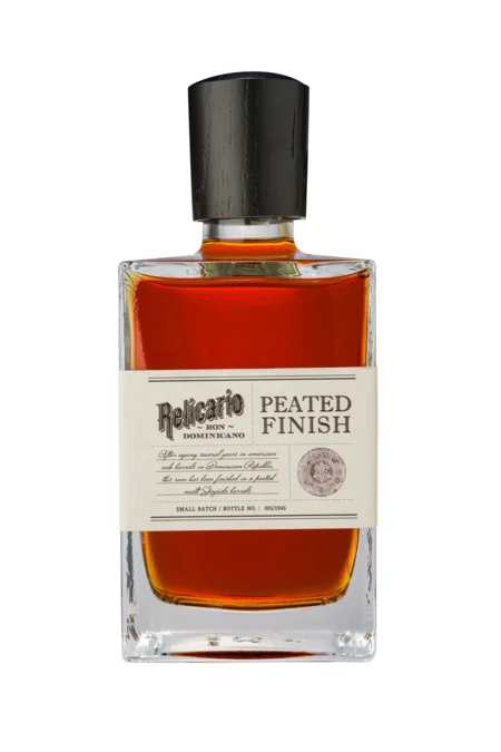 rhum-republique-dominicaine-relicario-peated-finish-bouteille.jpg